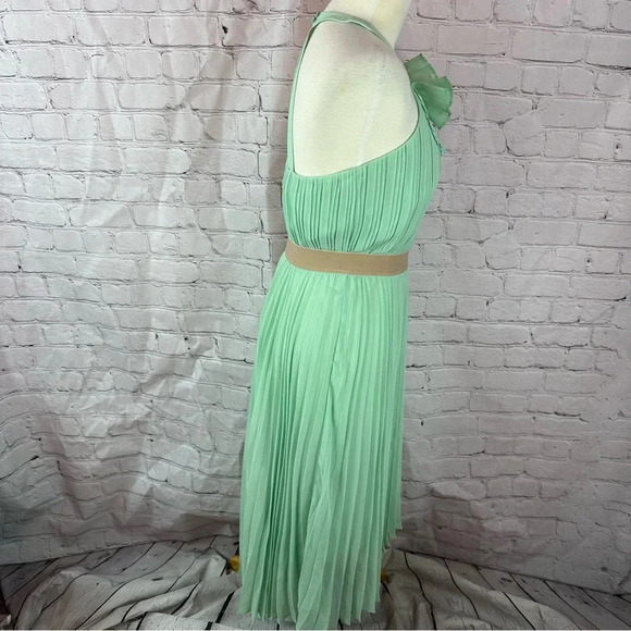 BCBGMAXAZRIA Louisa Opaline Green Pleated Dress sz 4 hi-low halter tie high neck - Picture 11 of 11